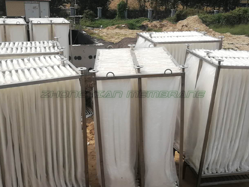 4000噸中水回用MBR膜組安裝現(xiàn)場（二）