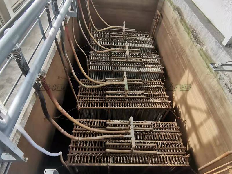 1000噸生活污水MBR膜組安裝現(xiàn)場（三）