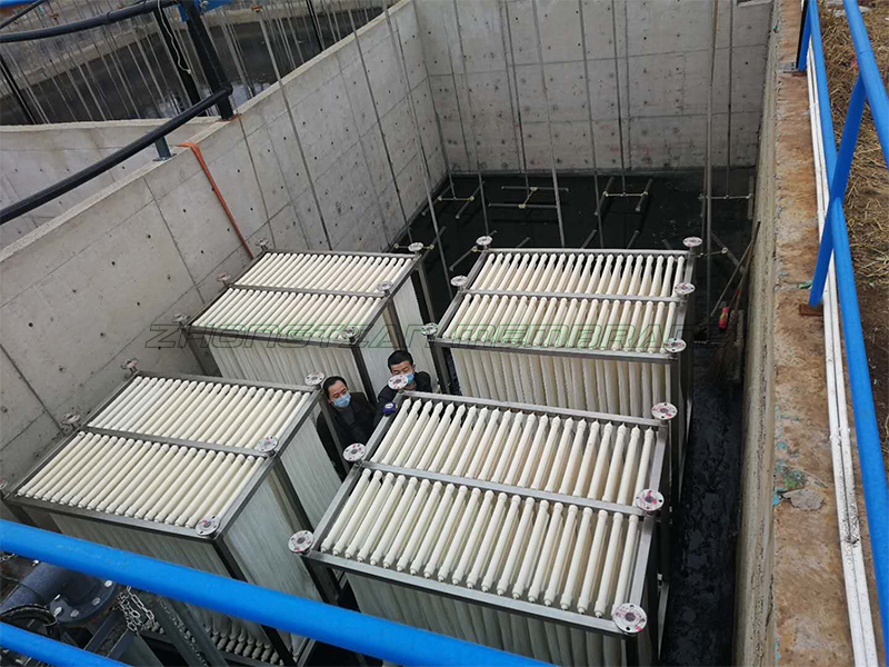 400噸垃圾滲濾液MBR膜組安裝現(xiàn)場(chǎng)（二）